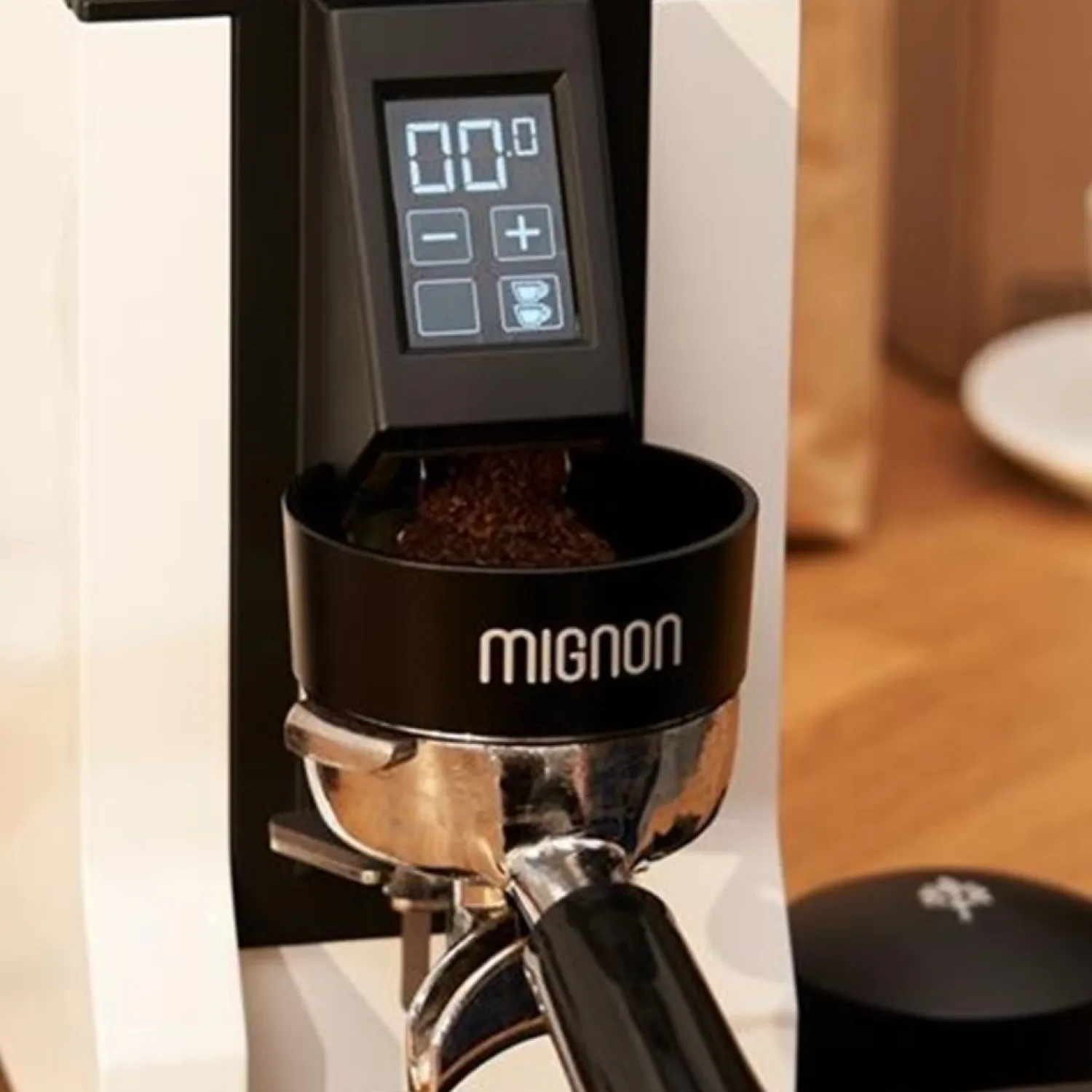 Ma Caféine Porta-Filters | Barista Tools>Eureka | Eureka Mignon Magnetic Coffee Funnel for 57mm and 58mm Filter Holder