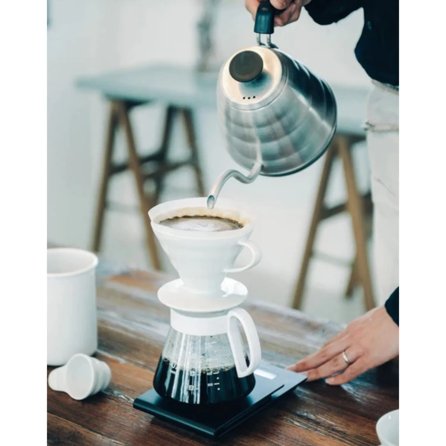 Ma Caféine Manual Infusions>Hario | White ceramic pour-over set V60-02